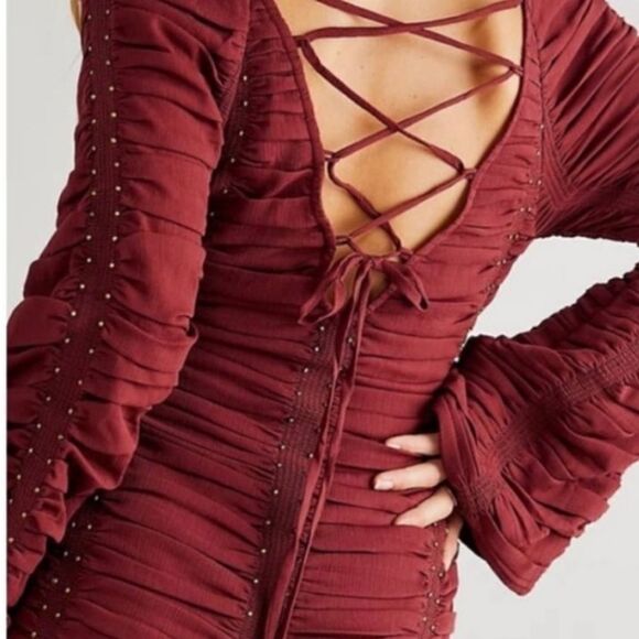 New Free People 
Western Romance Mini Dress size 8
New With Tag 
Retail $448 - Picture 5 of 13